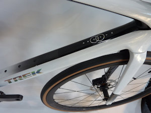 Madone SL 6 Gen 8 補足画像