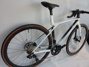 Madone SL 6 Gen 8 補足画像