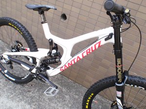 JOSEF’S SANTACRUZ V10 補足画像