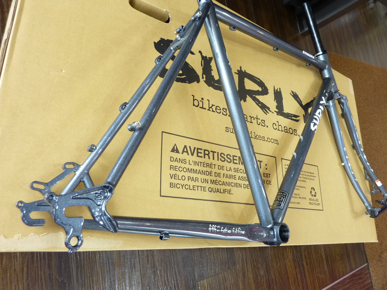 STRAGGLER Frame Set 補足画像