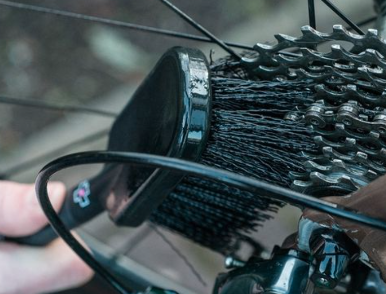 TYRE & CASSETTE BRUSH 補足画像