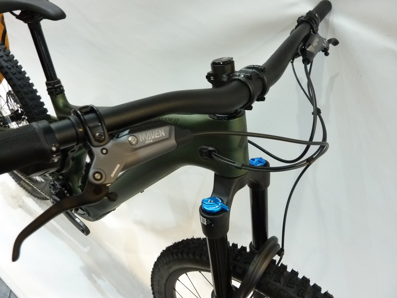 LEVO SL COMP CARBON 補足画像