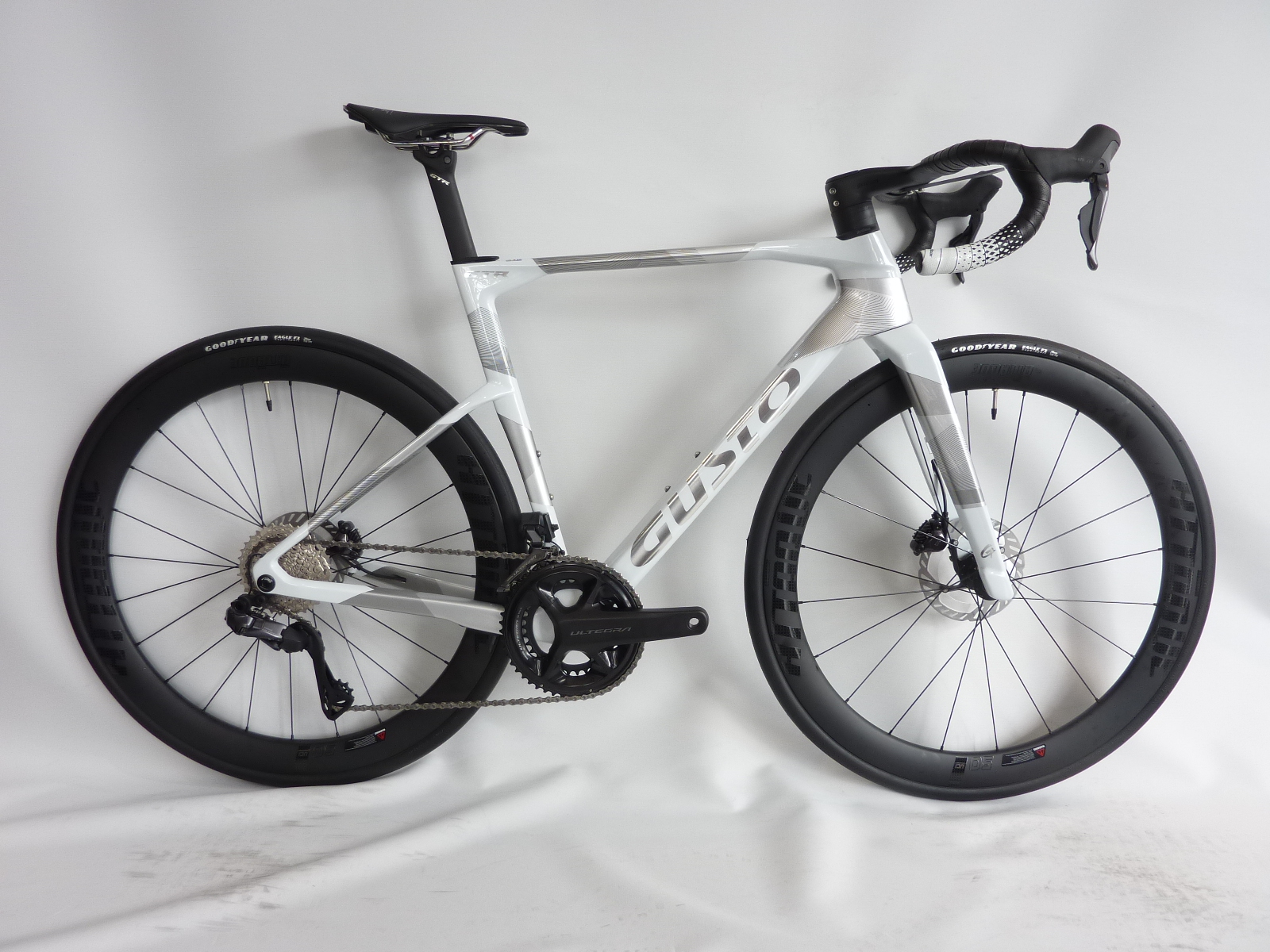 TARMAC SL7 SPORT – SHIMANO 105