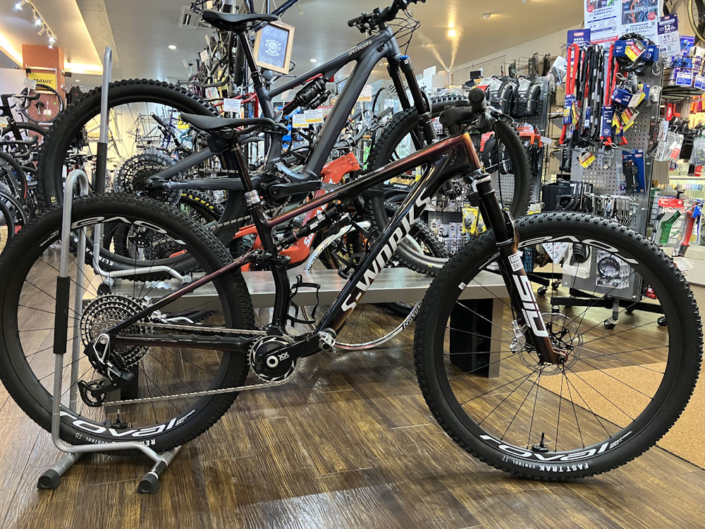 IT’s SPECIALIZED S-WORKS EPIC 8
