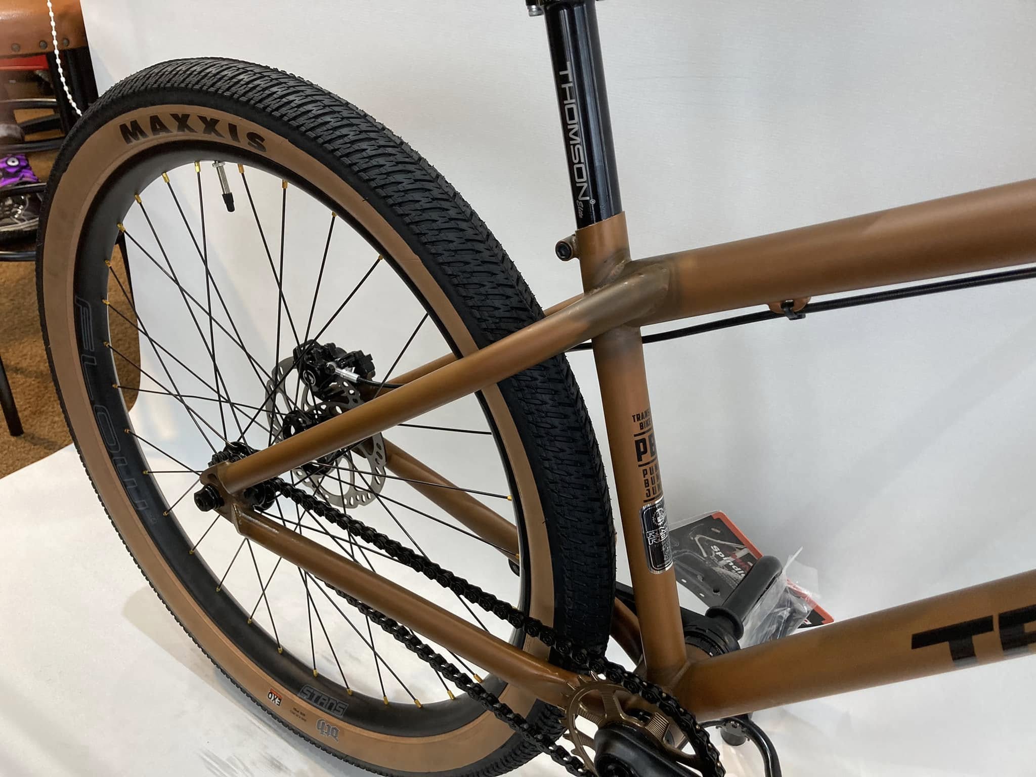 T村さん’s TRANSITION PBJ custom bike　ブラウン 補足画像