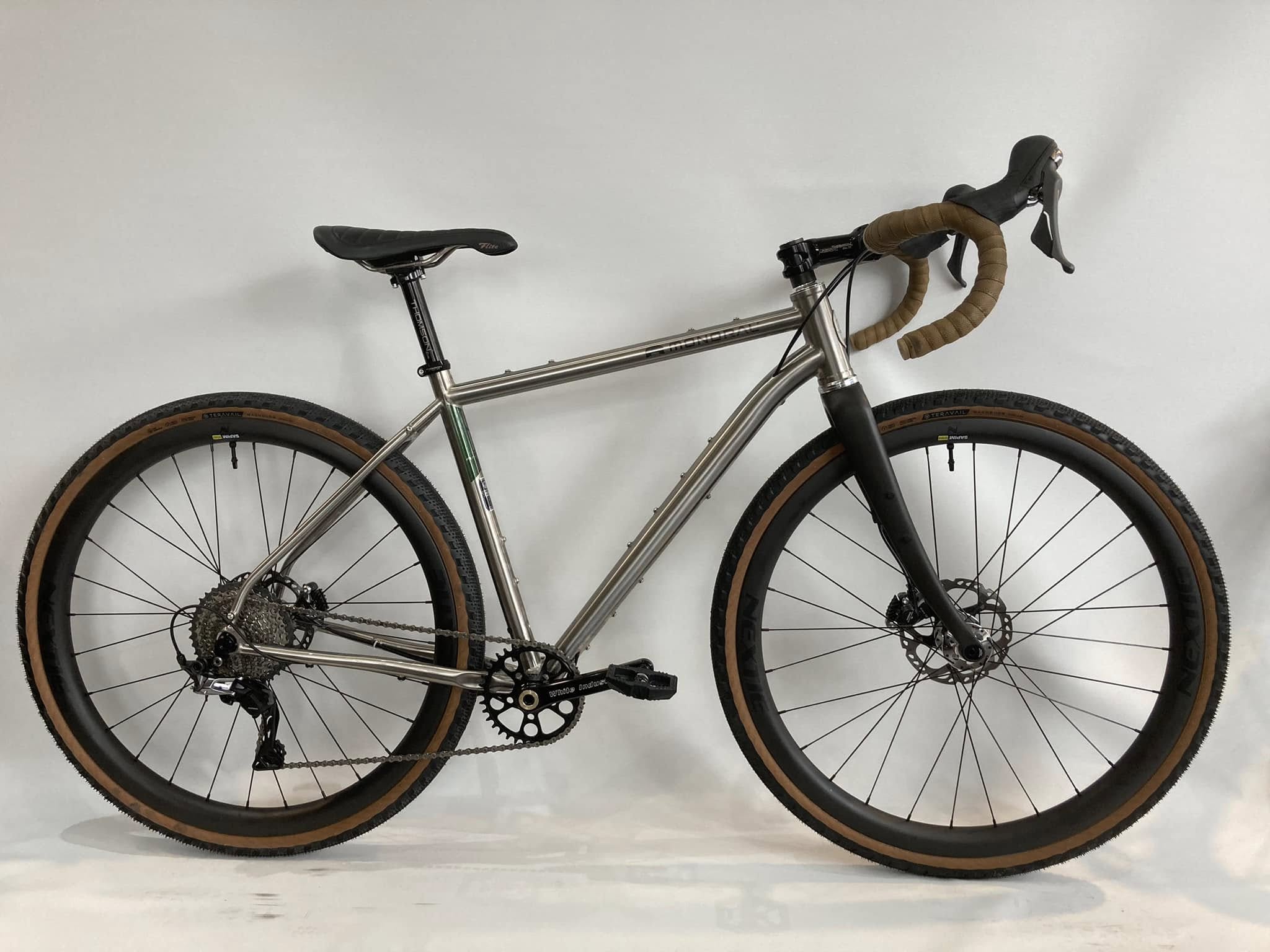 M本’s MONORAL GR Ti　custom bike　チタン