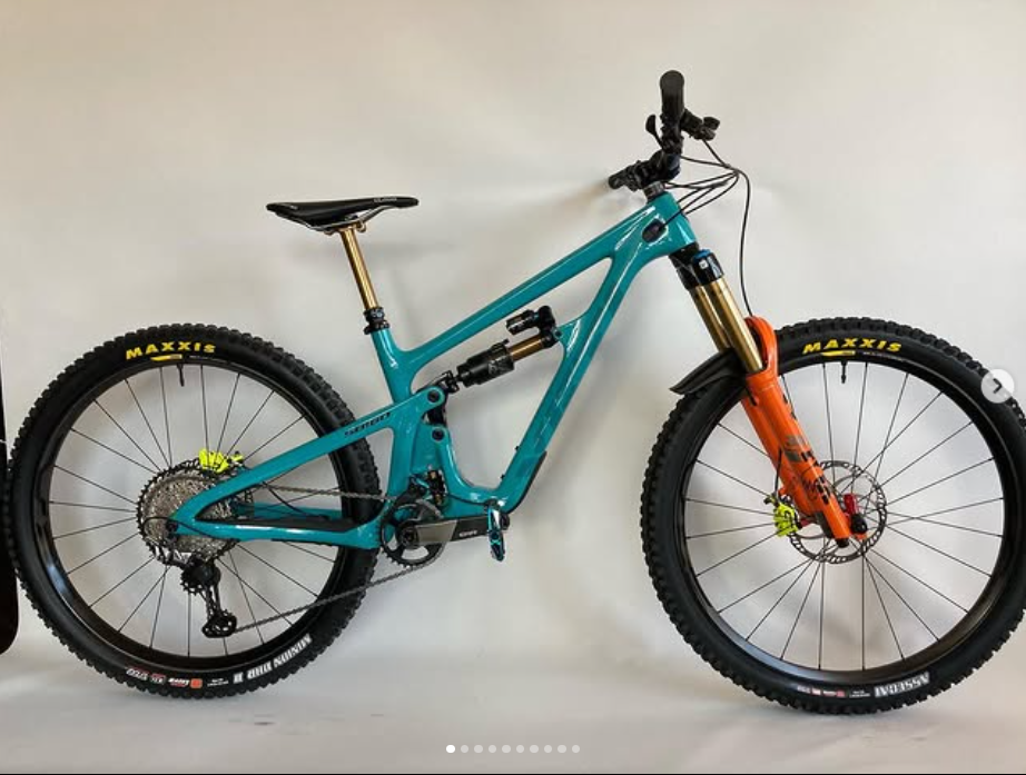 U-YA’s　YETI SB160 グリーン